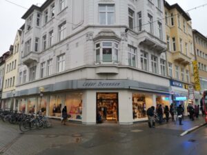 Zentrum: Ladenlokal in Neumarktnähe